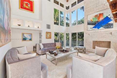 Lago, CORAL GABLES, FL 33143