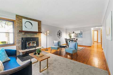 16Th, SAINT PAUL, MN 55109