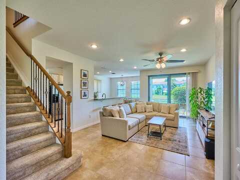 Astor, DELRAY BEACH, FL 33484