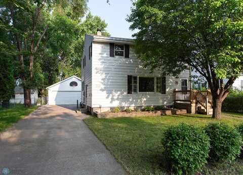 15Th, MOORHEAD, MN 56560