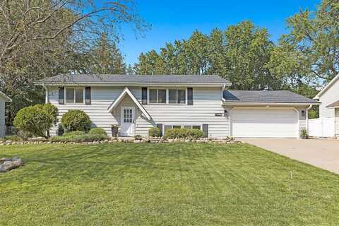 104Th, CIRCLE PINES, MN 55014