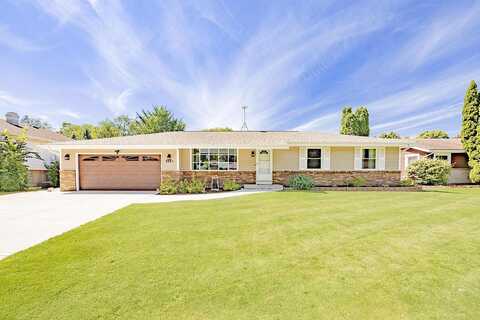 Sumac, JANESVILLE, WI 53545