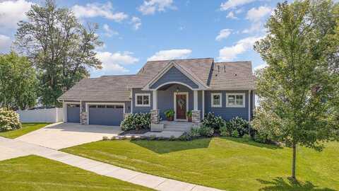 Shoreline, SHAKOPEE, MN 55379