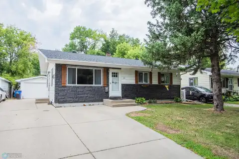 15Th, MOORHEAD, MN 56560