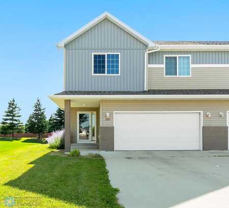 35Th Street, MOORHEAD, MN 56560