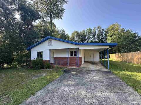 Hunt, MILTON, FL 32570