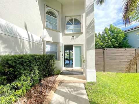 203Rd, PEMBROKE PINES, FL 33029