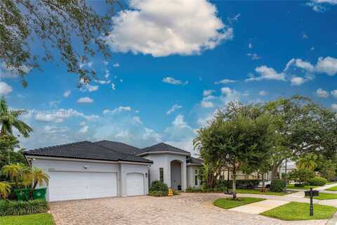 Lake Estates, DAVIE, FL 33328