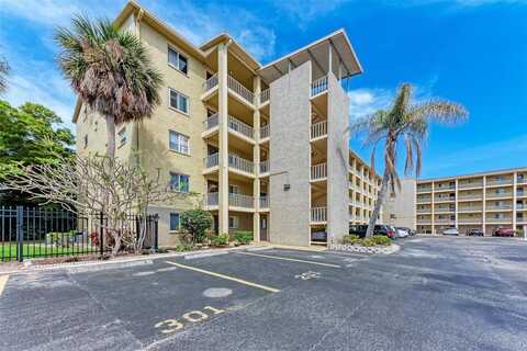 Lake Bayshore, BRADENTON, FL 34205