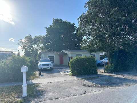 2Nd, BOYNTON BEACH, FL 33435