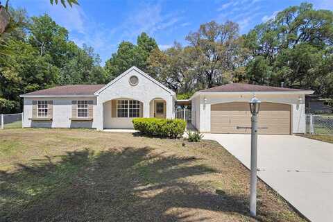 Pine Circle, OCALA, FL 34472