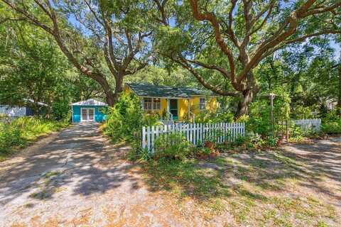 17Th, FERNANDINA BEACH, FL 32034