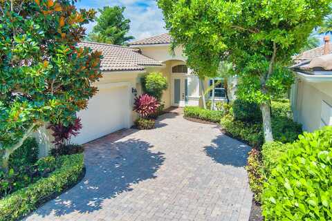 Bianca, PALM BEACH GARDENS, FL 33418