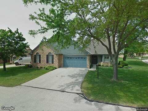 Somerset, MILWAUKEE, WI 53221