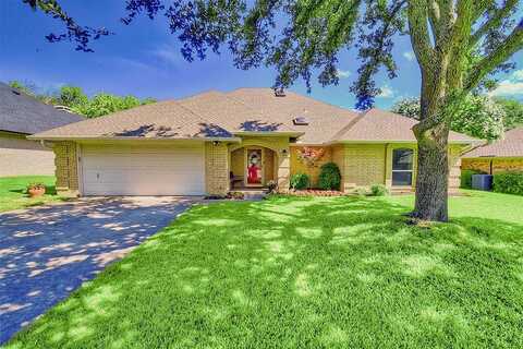 Stoneleigh, BENBROOK, TX 76126