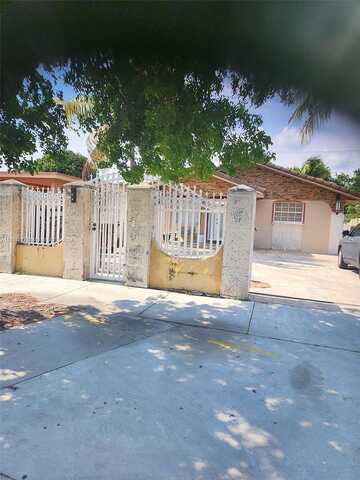 27Th, HIALEAH, FL 33013