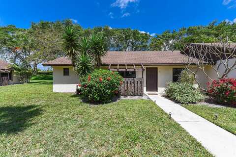 Via De Casas Norte, BOYNTON BEACH, FL 33426