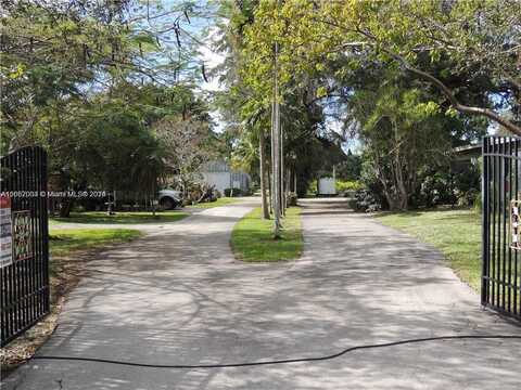 58Th, DAVIE, FL 33314