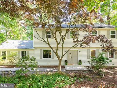 Blakely, DOWNINGTOWN, PA 19335