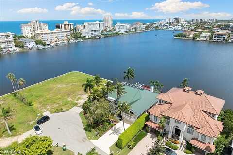 Oak, NAPLES, FL 34108