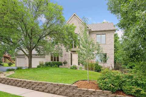 Stone Creek, CHANHASSEN, MN 55317