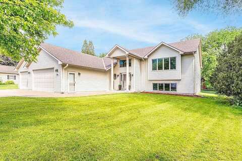 Paulis, FARIBAULT, MN 55021