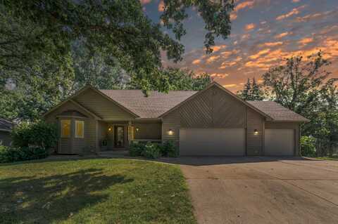 Iteri, LAKEVILLE, MN 55044