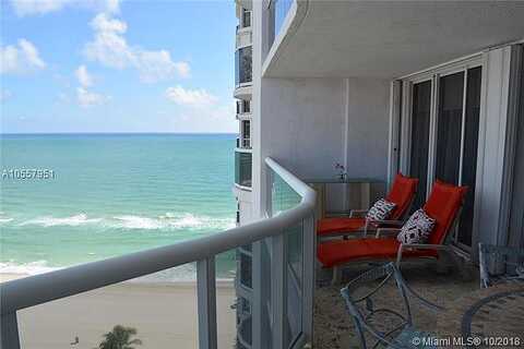 Collins, SUNNY ISLES BEACH, FL 33160