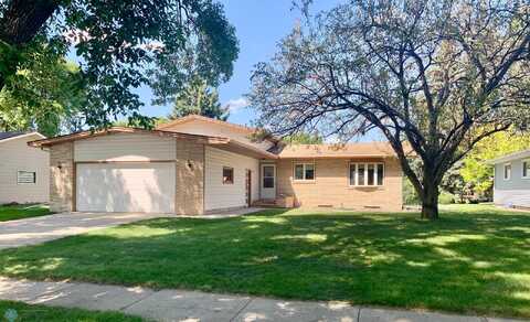 26Th, MOORHEAD, MN 56560