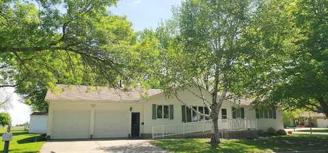 4Th Avenue, Wells, MN 56097