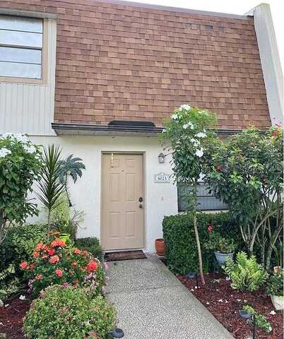 Topher, MULBERRY, FL 33860