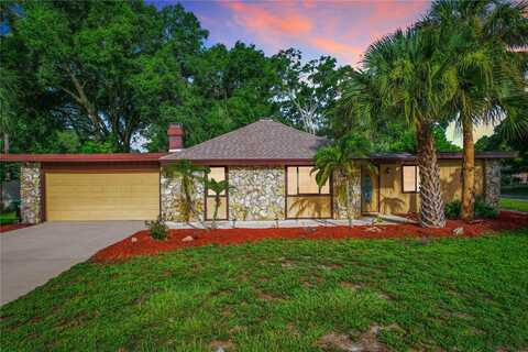 Paula, APOPKA, FL 32703