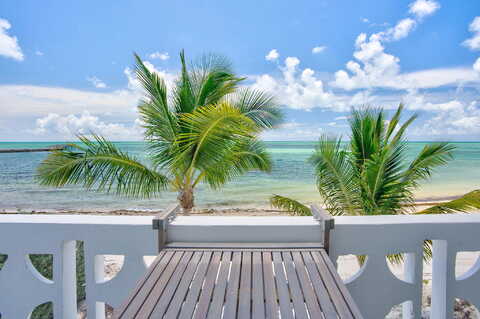 Ocean, KEY COLONY BEACH, FL 33051
