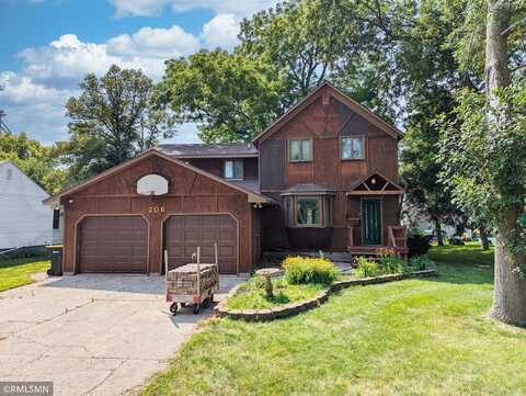 7Th, OLIVIA, MN 56277