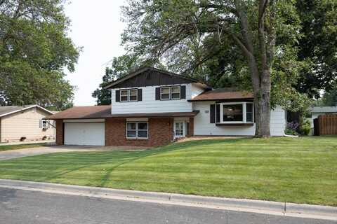 17Th, HASTINGS, MN 55033