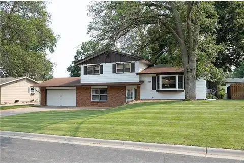 17Th, HASTINGS, MN 55033