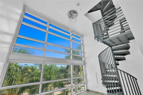 Meridian, MIAMI BEACH, FL 33139