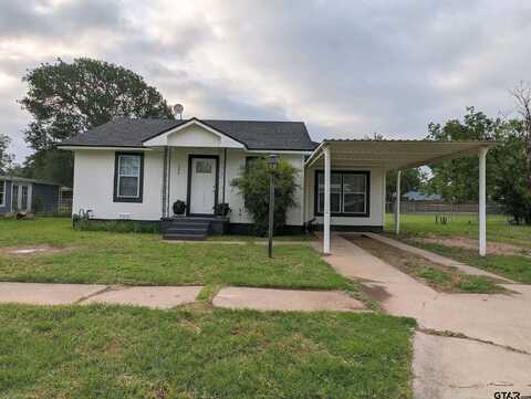 East, BALLINGER, TX 76821