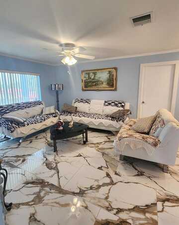 Golden River, WEST PALM BEACH, FL 33411