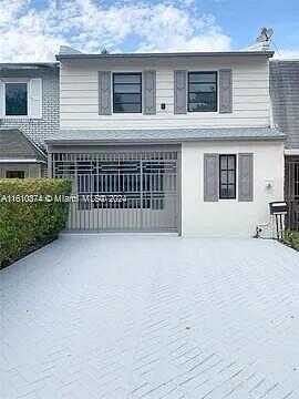 68Th, HIALEAH, FL 33014