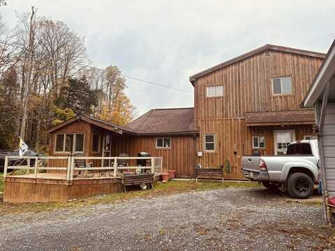 Russel, BROOKVILLE, PA 15825