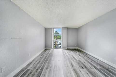 164Th, NORTH MIAMI BEACH, FL 33162