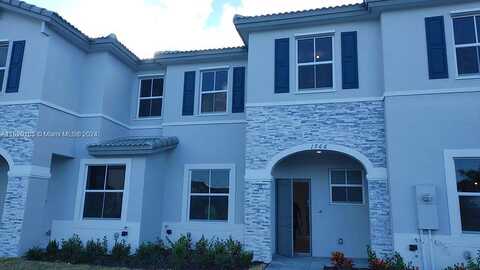 26Th, HOMESTEAD, FL 33035