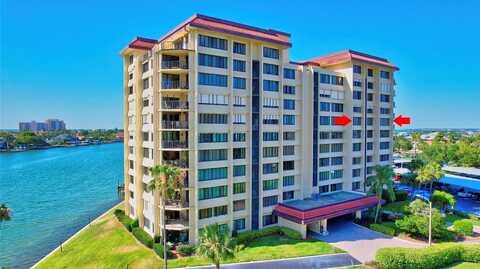 Island Way, Clearwater, FL 33767