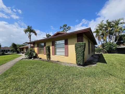 Royal Banyan Way, Lake Worth, FL 33461