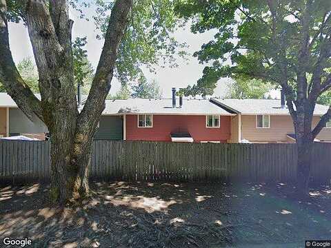 Sw Courtside Dr, Wilsonville, OR 97070