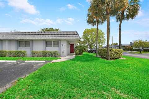 Fernley Dr E, West Palm Beach, FL 33415