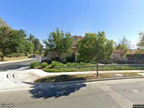 Country Club Dr, Simi Valley, CA 93065