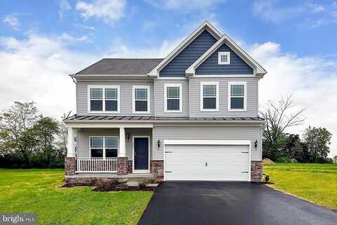 Falcon Lane, Chambersburg, PA 17201