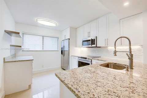 Pembridge Ave, Delray Beach, FL 33484